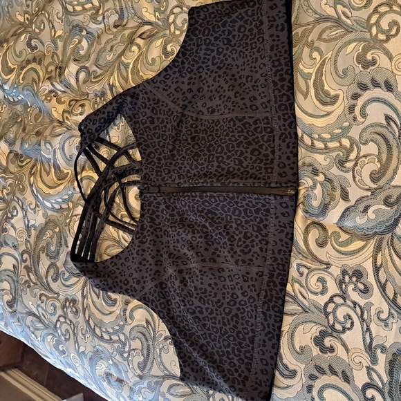 Torrid Zip-Front Sports Bra - Picture 1 of 6
